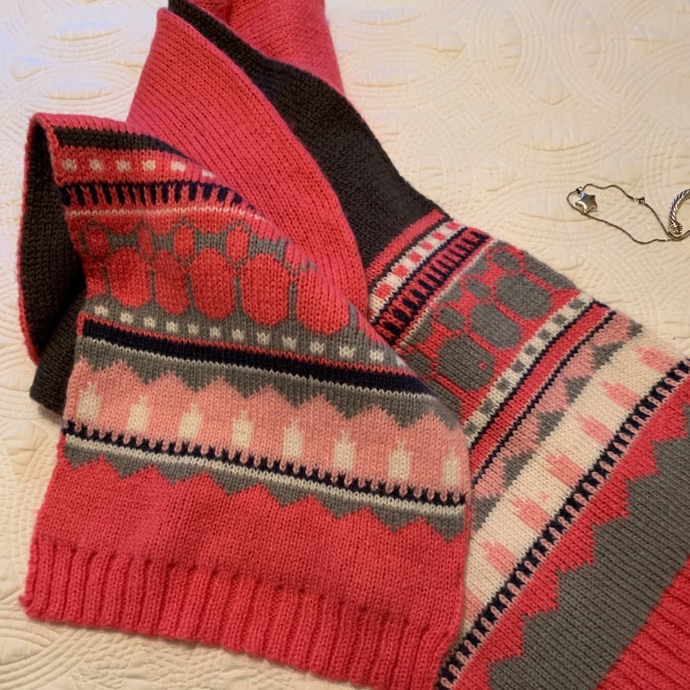 Bright pink/gray scarf,The Gap!! Like new